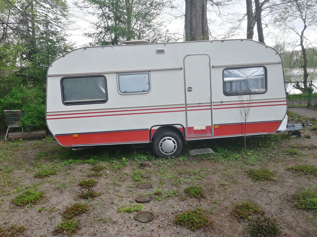 Elbląg Sprzedam dużą przyczepę campingową po kapitalnym remoncie nie zarejstrowana. Napewno idealnie zastapi altankę