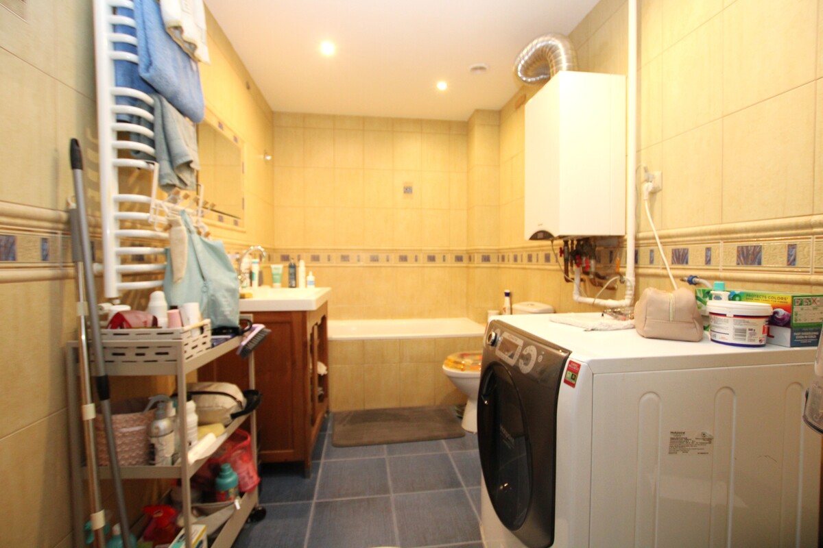 Elbląg NIERUCHOMOŚCI ANNA KRASZEWSKA Mieszkanie dwupokojowe w Malborku ul. Fałata