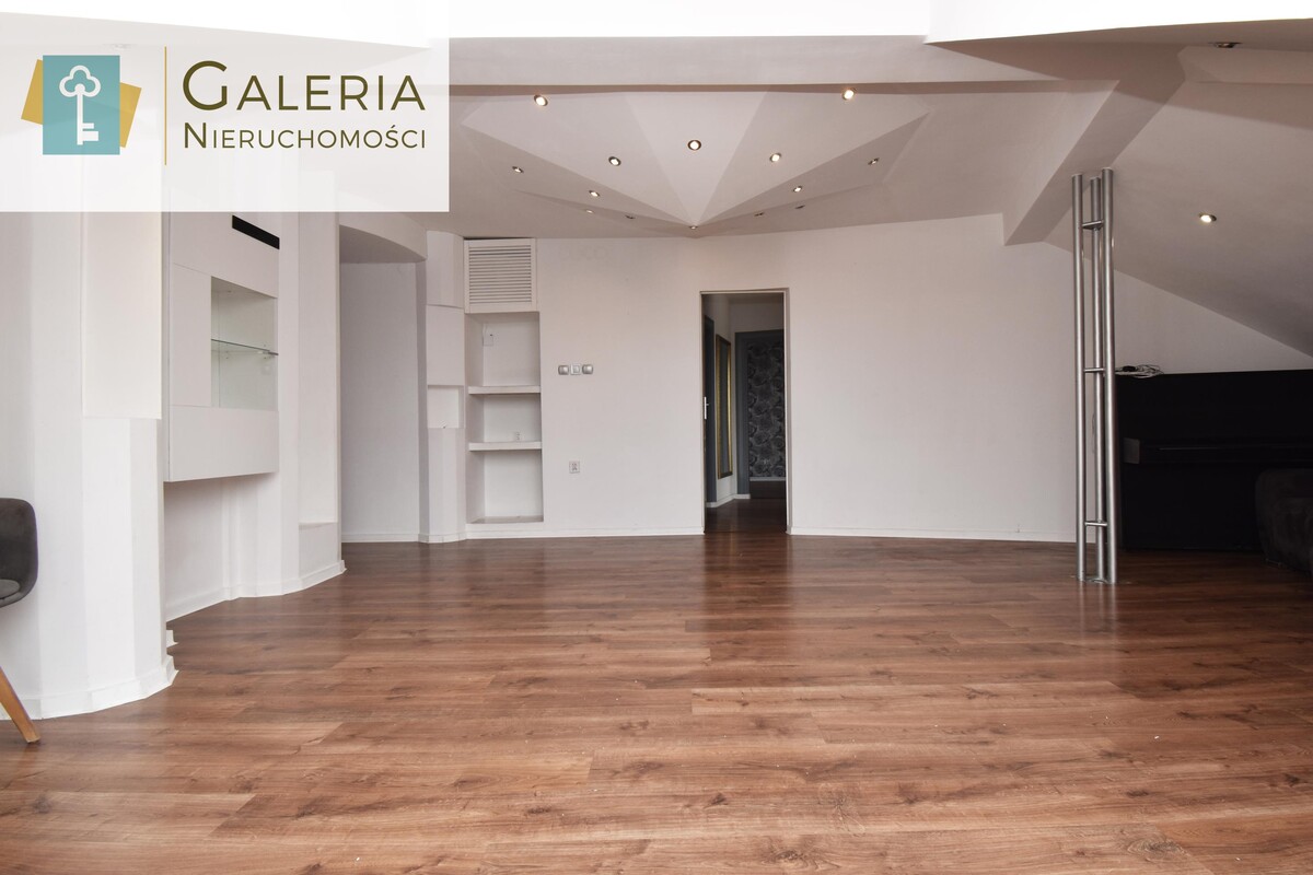 Elbląg GALERIA NIERUCHOMOŚCIZ pasji i miłości do nieruchomościNa sprzedaż: Rodzinne 4 pokojowe mieszkanie z duszą