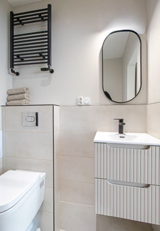 Elbląg Kawalerka po generalnym remoncie (wszystko w mieszkaniu jest nowe : zabudowy i pełne wyposażenie) + piwnica ---