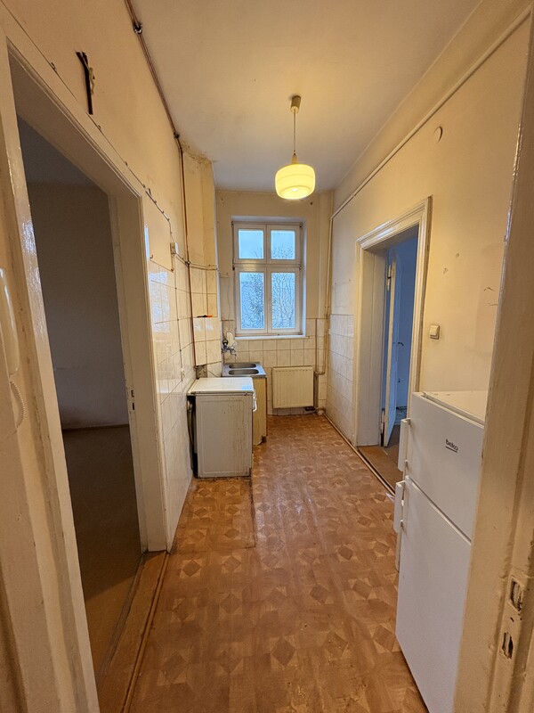 Elbląg Na sprzedaż mieszkanie 46,4 m² + piwnica 21 m² – centrum Elbląg - do generalnego remontu.