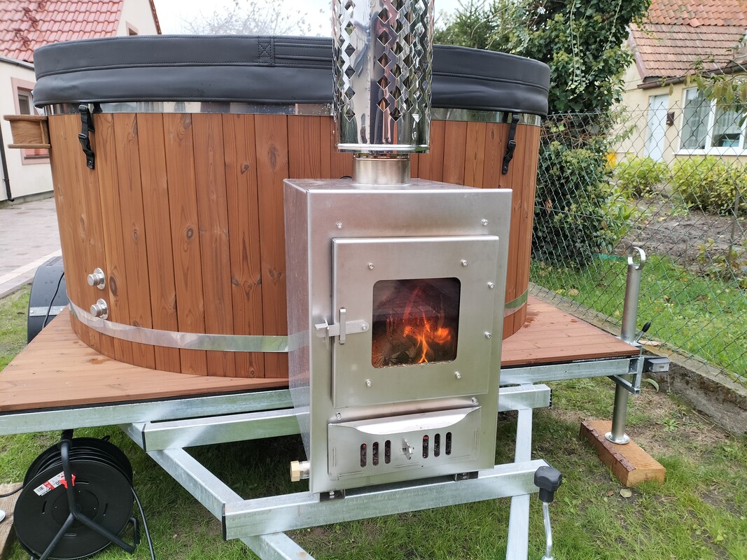 Elbląg 🌿 Wynajem Balii Mobilnej – Idealna na Imprezy i Romantyczne Wieczory! 🌿