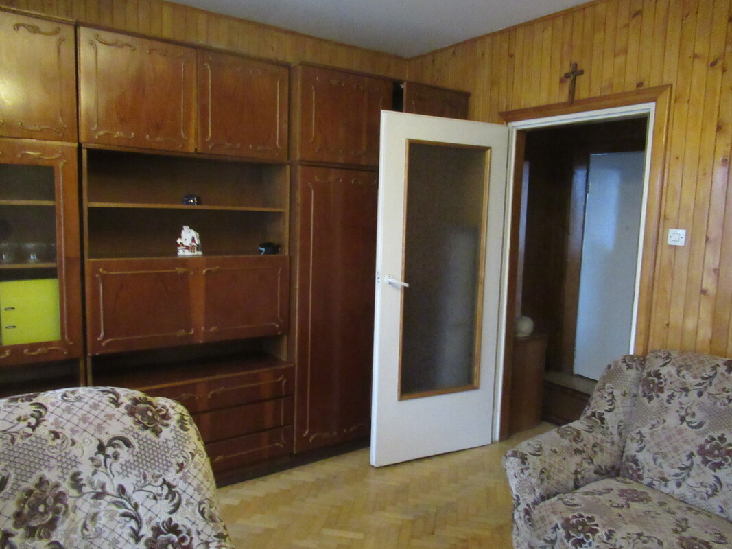 Elbląg Wynajmę duże mieszkanie 1 pokojowe o metrażu 35m2.Cena łącznie z opłatami / czynsz, gaz, woda, centralne