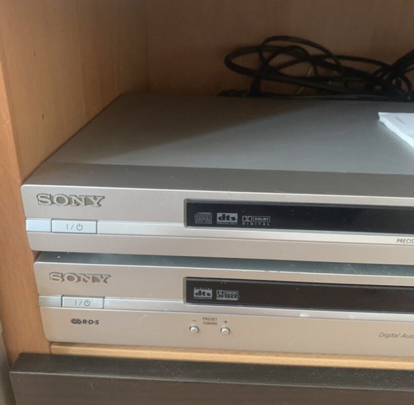Elbląg Sony HTP-1200 zestaw kina domowego typu „all-in-one”, przeznaczony do domowej rozrywki z dźwiękiem
