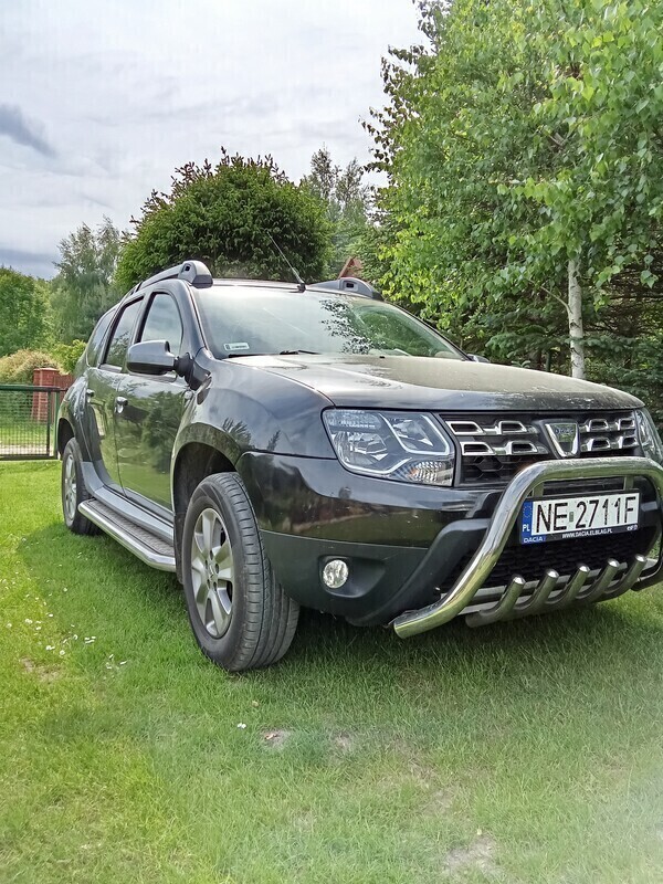 Elbląg Sprzedam: zadbana Dacia Duster SUV w kolorze czarnym, rok prod.2014,benzyna + LPG. Model Dacia Duster 13-Duster