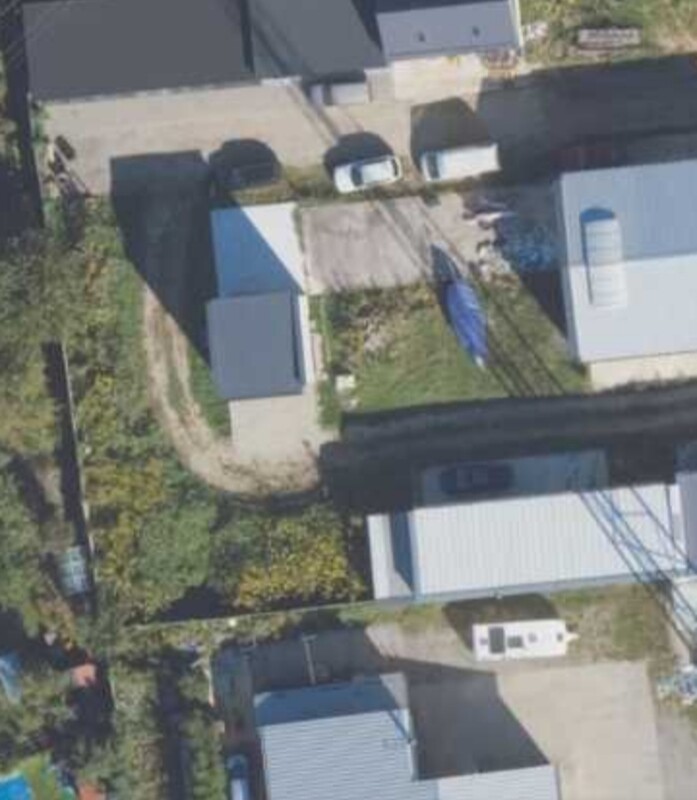 Elbląg Działki w Elblągu.
Na sprzedaż 12 działek po 18m².
Możliwość wykonania 12 garaży lub 2 hal po 108m².
