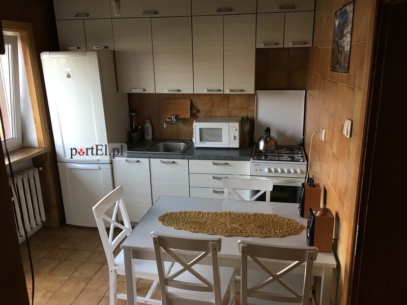 Elbląg Wynajmę umeblowany pokój z balkonem osobie niepalącej w domu jednorodzinnym, do dyspozycji kuchnia, dwie