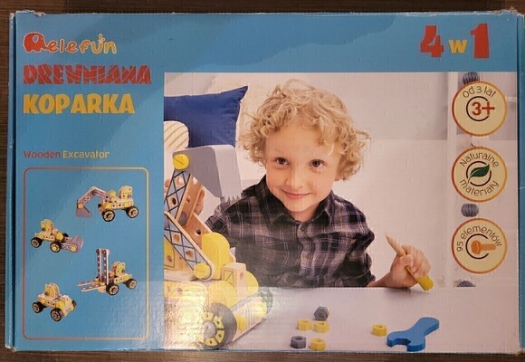 Elbląg Drewniany zestaw pojazdów do skręcania 4w1 firmy Elefun:
- Koparka 
- Walec drogowy 
- Wózek widłowy 
-