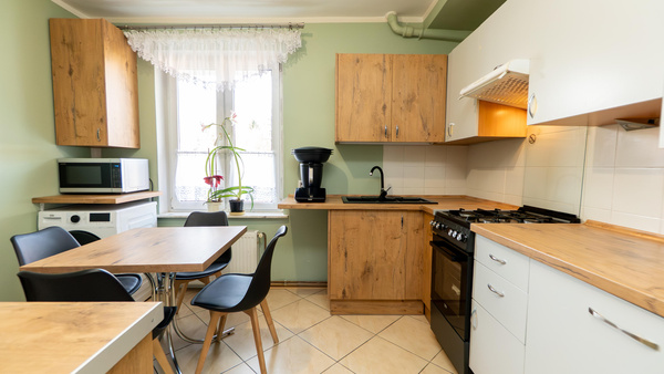 Elbląg &nbsp; TO MY SPRZEDAJEMYNIERUCHOMOŚCI W TYM MIEŚCIEBIURO NIERUCHOMOŚCIAMERICAN HOMEFOR SALE - 2 POKOJE - BRZESKA