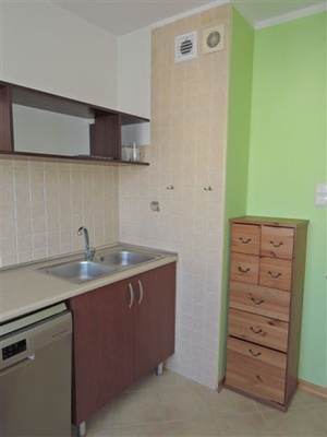 Elbląg Mieszkanie rozkładowe, ciepłe, słoneczne, strona - wschód, południowy-zachod.
2 piętro, 3 pokoje, balkon duży,