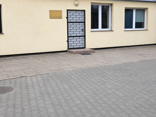 Elbląg 📍 Lokal handlowo-produkcyjny 72 m² | Centrum Elbląga | wejście z ulicyOferuję do wynajęcia