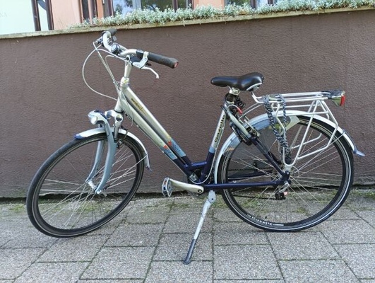 Elbląg Sprzedam rower, damka - Gazelle model Medeo. Stan bardzo dobry. Renomowana holenderska firma. Przerzutki po obu