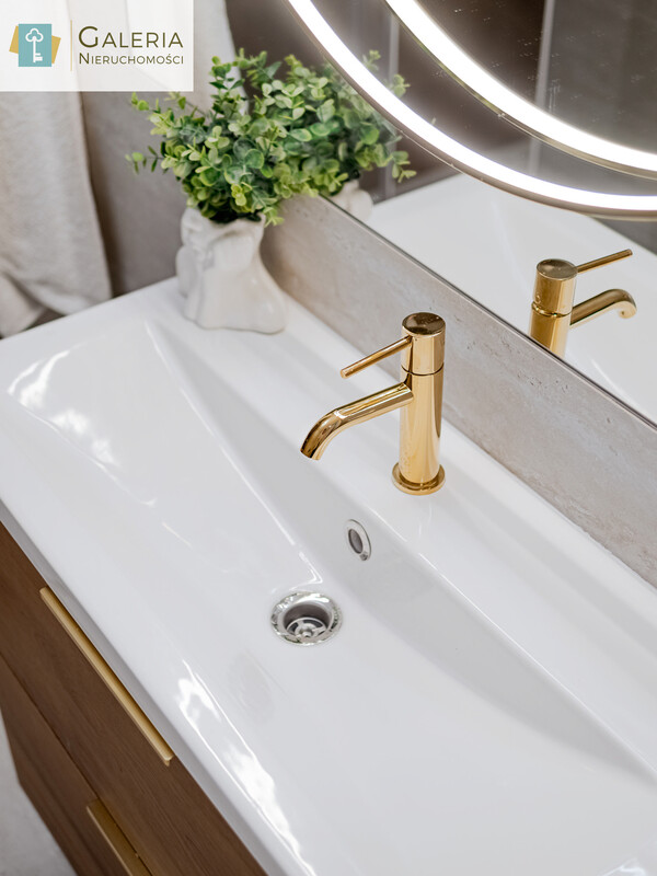 Elbląg GALERIA NIERUCHOMOŚCIZ pasji i miłości do nieruchomościNa sprzedaż: Nowoczesne mieszkanie w pełni