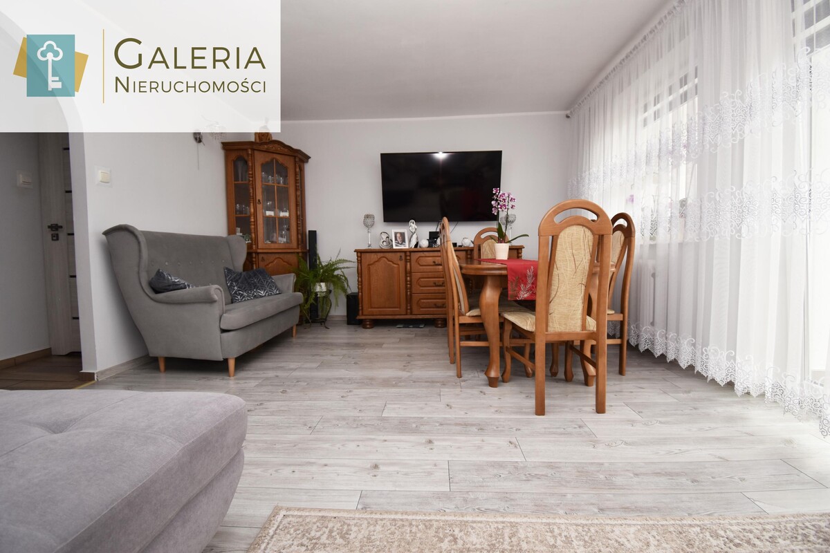 Elbląg GALERIA NIERUCHOMOŚCIZ pasji i miłości do nieruchomościNa sprzedaż: Klimatyczne, trzypokojowe mieszkanie z