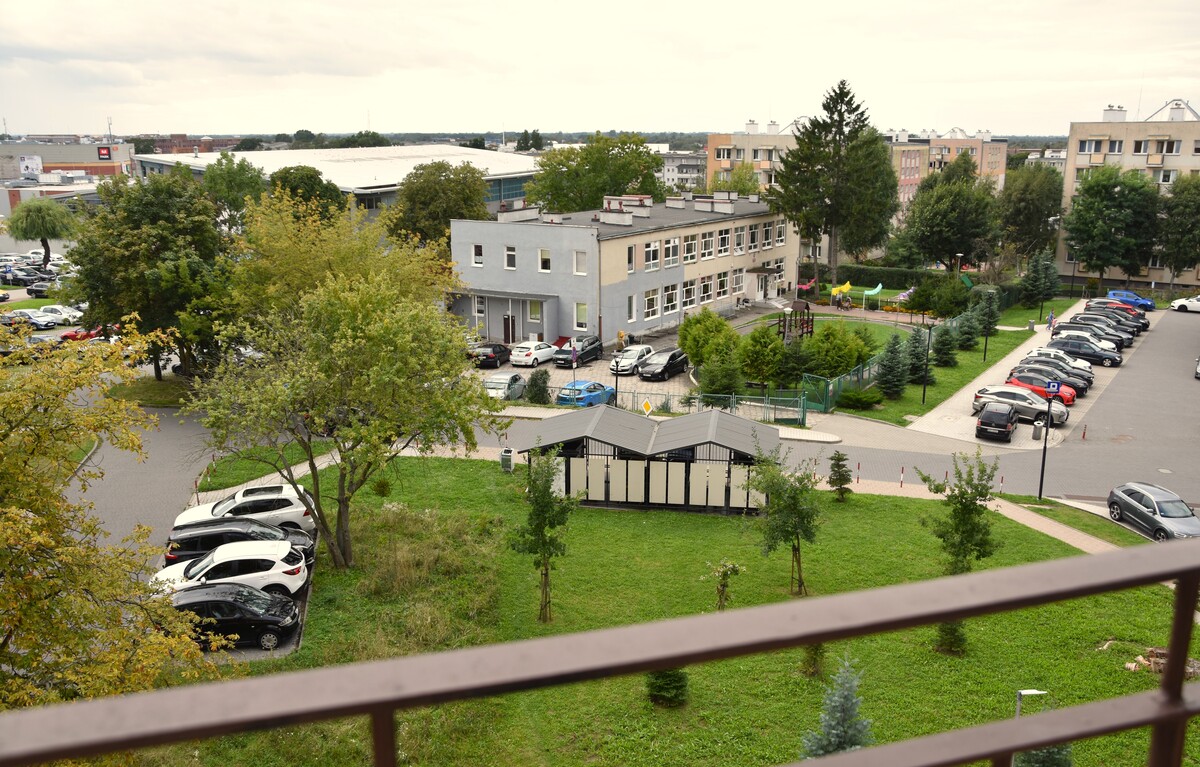 Elbląg ATUT NIERUCHOMOŚCI poleca:Mieszkanie 2 pokojowe, rozkładowe dla osób młodych NA DOBRY POCZĄTEK. Mieszkanie w