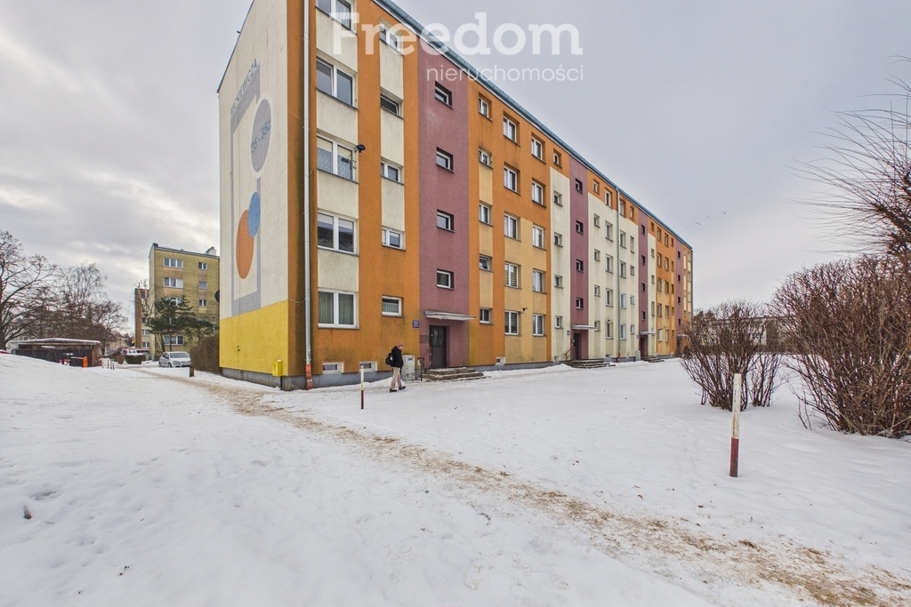 Elbląg FREEDOM NIERUCHOMOŚCISprzedam mieszkanie - Elbląg, Adama Mickiewicza. Na sprzedaż kawalerka położona na