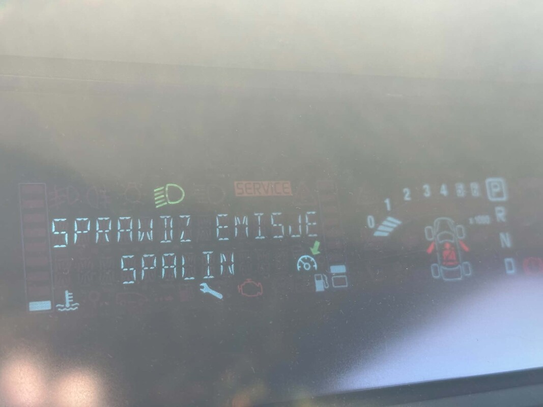 Elbląg Sprzedam w DOBREJ CENIE - RENAULT ESPACE Samochód jest sprawny i na chodzie. Kilka rzeczy do zrobienia. Cały