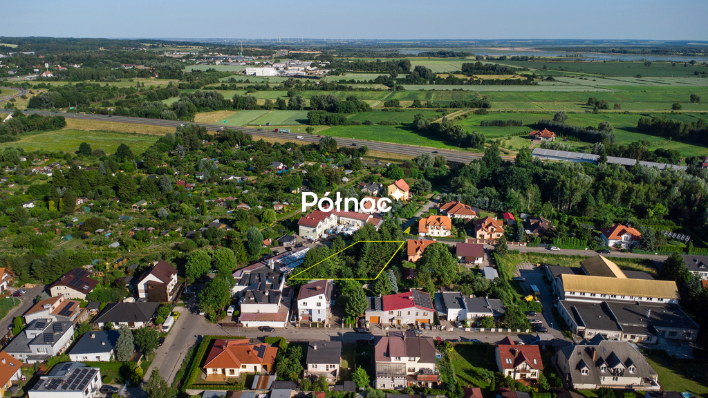 Elbląg PÓŁNOC NIERUCHOMOŚCISprzedam działkę - Elbląg, Klonowa. Na sprzedaż atrakcyjna działka budowlana położona