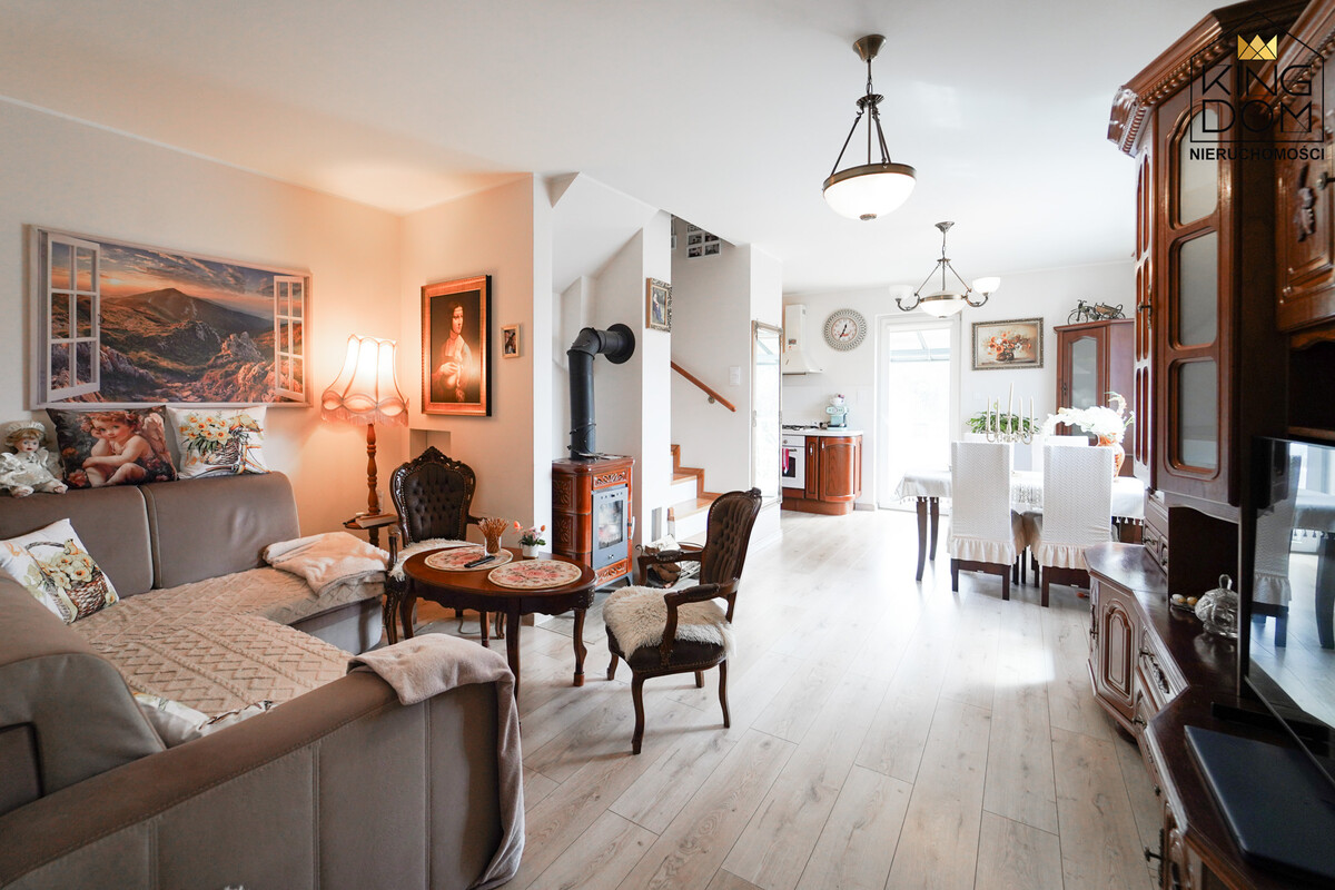 Elbląg 👑🏠 KINGDOM 🏠👑NIERUCHOMOŚCI BLISKO CIEBIE WOLNOSTOJĄCY DOM Z