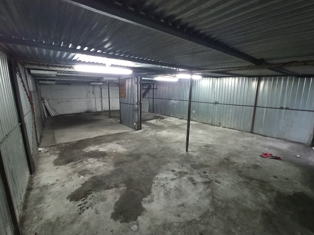 Elbląg Garaż 60 M2 w Elblagu