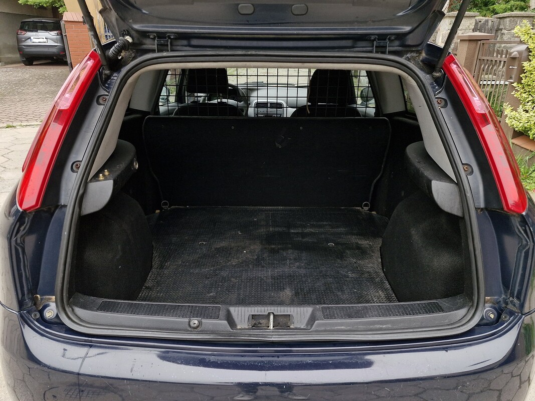 Elbląg Fiat Grande Punto1.3 DieselModel 2012KlimatyzacjaKupiony w Polskim Salonie