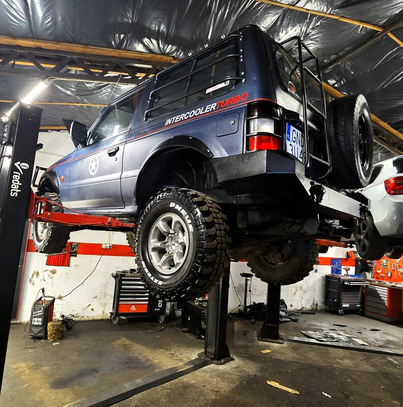 Elbląg Mitsubishi Pajero 2 4X4 OFF ROAD 2,5Diesel 100KM 1993Rok Doinwestowany Metalowe Zderzaki Hak