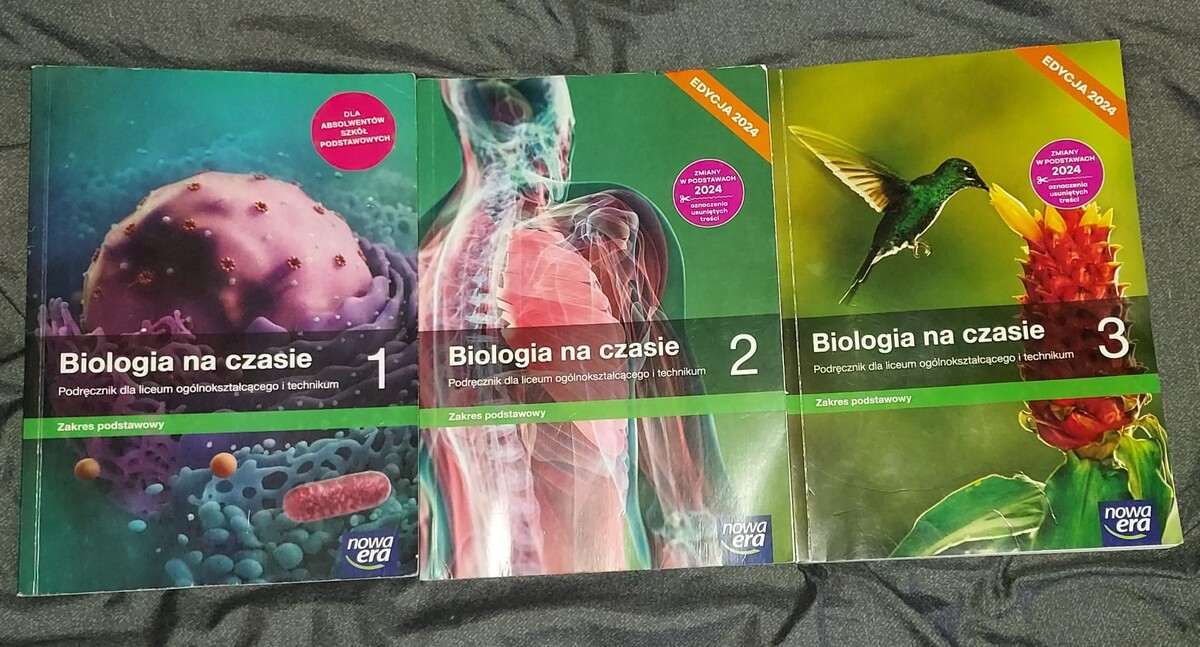 Elbląg Sprzedam książki do liceum i technikum. Cena za każdą książkę 35zl. Ćwiczenia od języka niemieckiego 30zl.