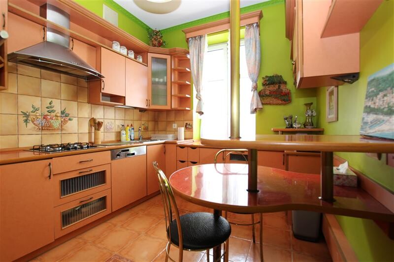 Elbląg NIERUCHOMOŚCI ANNA KRASZEWSKA Mieszkanie na wynajem w centrum miasta ul. Winna