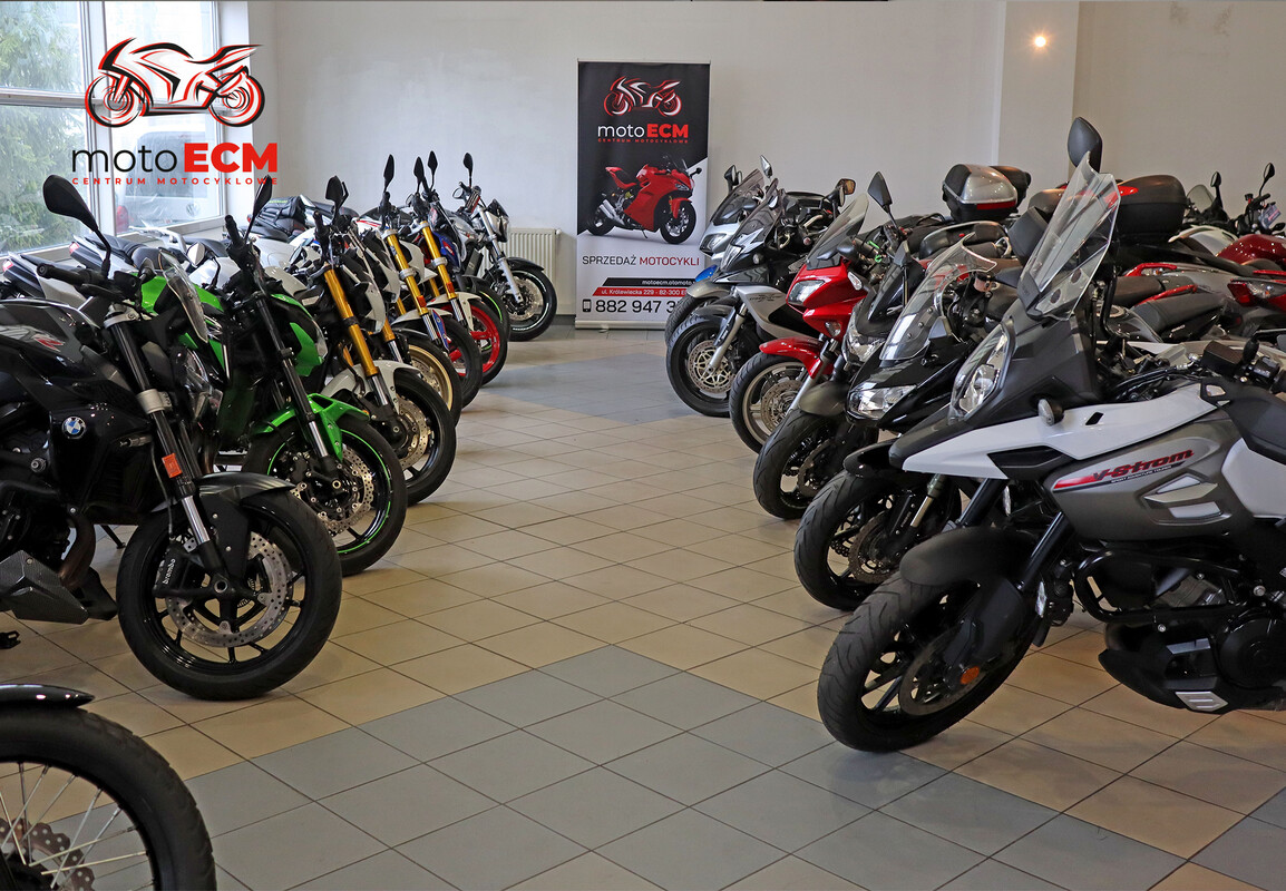 Elbląg SPRZEDAMMarka: BAJAJModel: DOMINAR 400Rok produkcji: 2018 REJ. : 2019🏍️