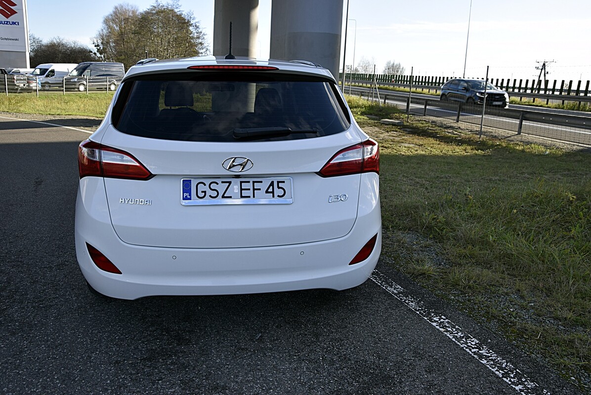 Elbląg Hyundai i30 kombi, 1.6 benzyna, 2014 rok, z oryginalnym przebiegiem Auto gotowe do jazdy bez wkładu