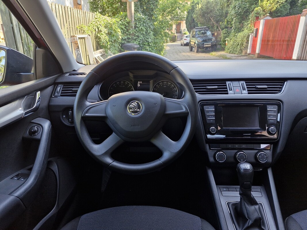 Elbląg Skoda Octavia1.6 TDIModel 2015KlimatyzacjaKupiona w Polskim Salonie