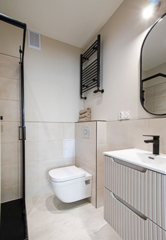 Elbląg Kawalerka po generalnym remoncie (wszystko w mieszkaniu jest nowe : zabudowy i pełne wyposażenie) + piwnica ---