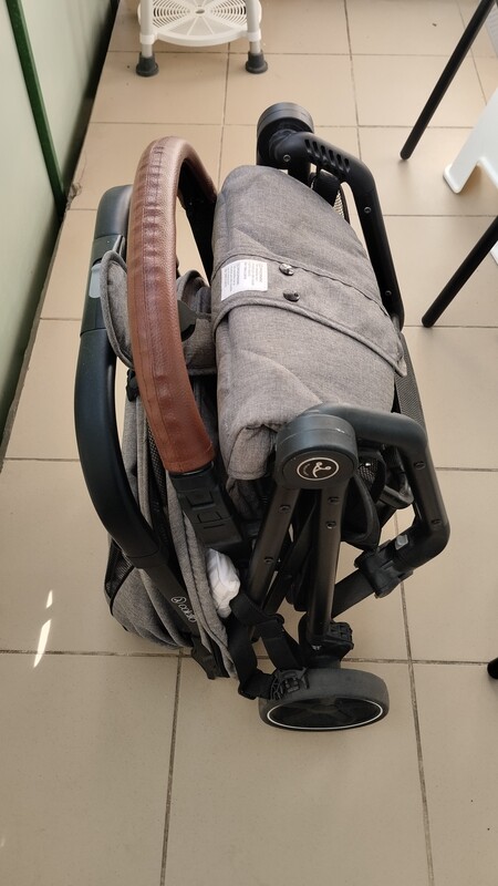 Elbląg Sprzedam w stanie bardzo dobrym po jednym dziecku wózek spacerowy Coletto Maya Automatic. Wózek lekki, około 5