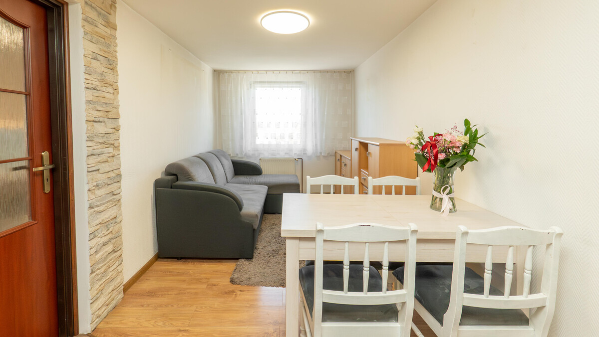 Elbląg TO MY SPRZEDAJEMYNIERUCHOMOŚCI W TYM MIEŚCIEBIURO NIERUCHOMOŚCIAMERICAN HOMESPRZEDAM - 3 POKOJE -
