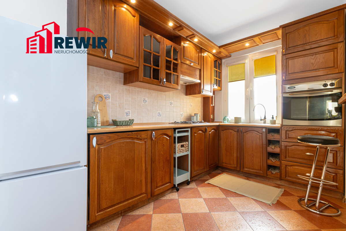 Elbląg RewiR NieruchomościWybierz Swój🎄Wymarzony RewiR Prezentujemy Państwu 2-pokojowe mieszkanie przy