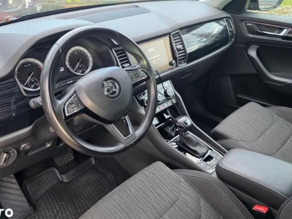Elbląg SPRZEDAM skoda Kodiak 2022 maj, suv 4x4 diesel, automat, wartosc rynkowa 150000-185000 zl, moja wycena 155000