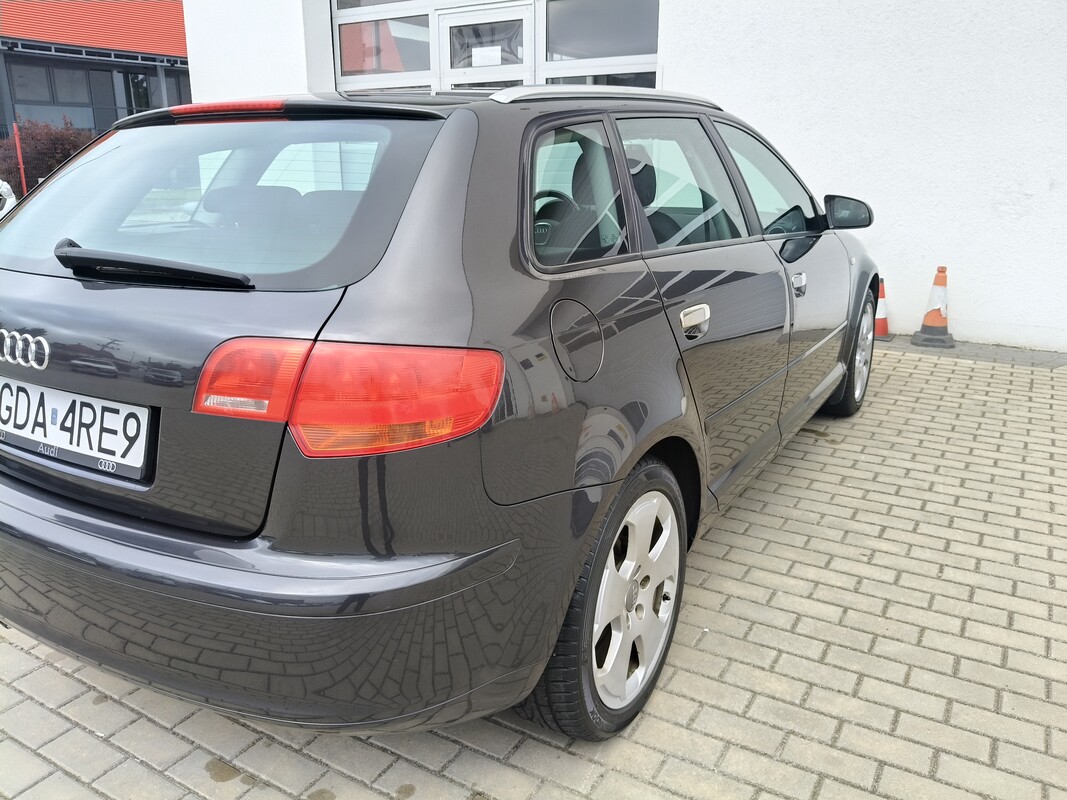 Elbląg SUPER STAN !!! AUDI A3 SPORTBACK z NAJLEPSZYM silnikiem 1,6 benzyna MPI.