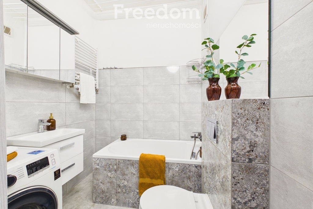 Elbląg FREEDOM NIERUCHOMOŚCISprzedam mieszkanie - Elbląg, Pionierska. Na sprzedaż przytulne mieszkanie położone