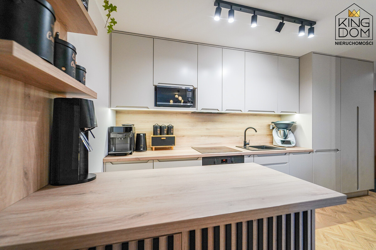 Elbląg 👑🏠  KINGDOM  🏠👑NIERUCHOMOŚCI BLISKO CIEBIE  NOWOCZEŚNIE