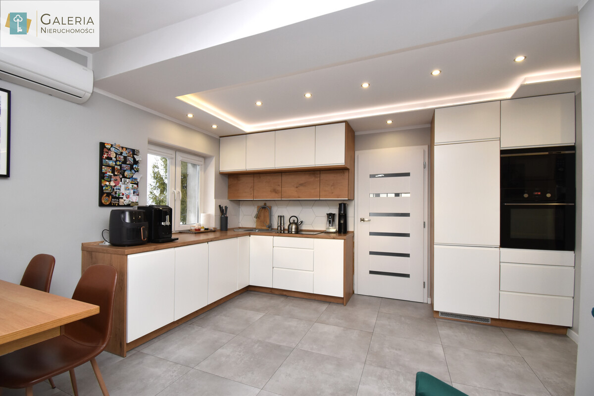 Elbląg GALERIA NIERUCHOMOŚCIZ pasji i miłości do nieruchomościNa sprzedaż: Bezczynszowe mieszkanie,