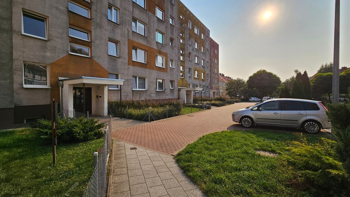 Elbląg SZULC & SZULC BIURO NIERUCHOMOŚCI NA WYNAJEM Mieszkanie - Elbląg ul. BrzeskaPowierzchnia: