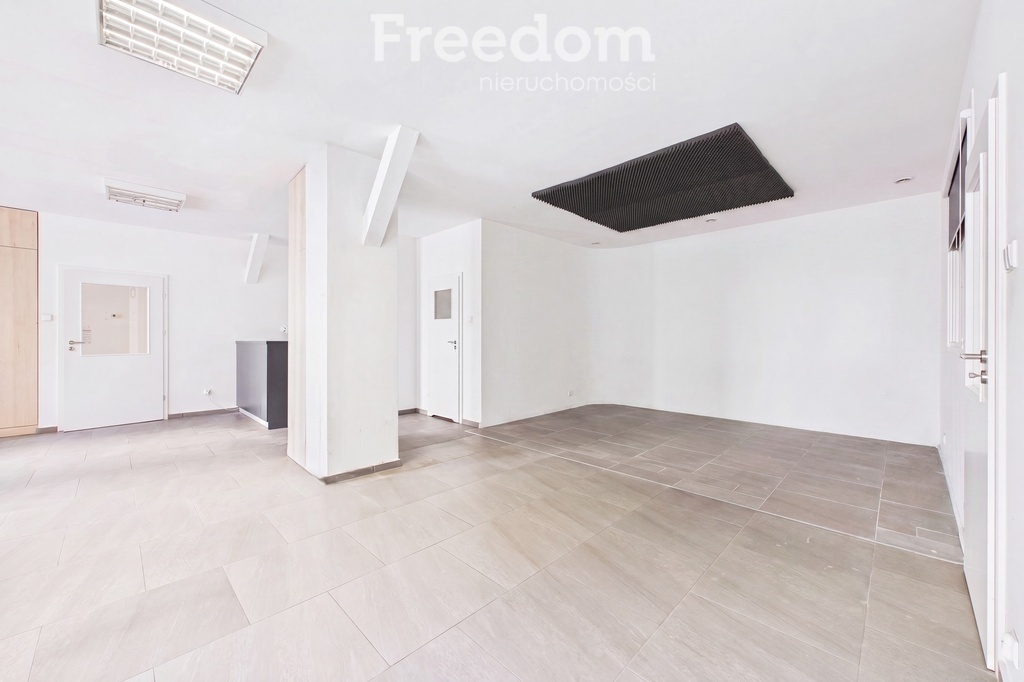 Elbląg FREEDOM NIERUCHOMOŚCISprzedam lokal użytkowy - Elbląg, Zacisze. Lokalizacja ma znaczenie, ale równie ważna