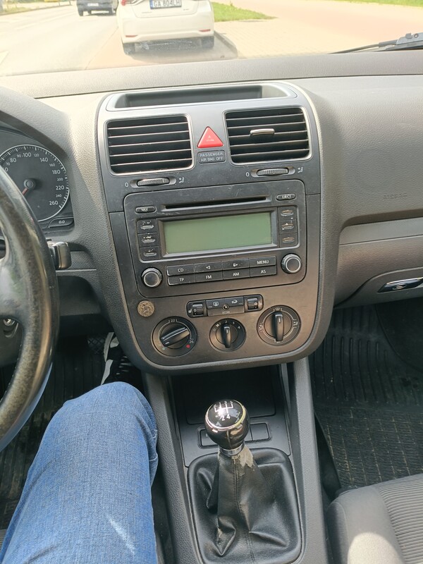 Elbląg Volkswagen Golf 2004 r, sprowadzony, 5-drzwiowy, z silnikiem diesla 1.9 TDI (90 KM). Przebieg 258720 km. Jestem