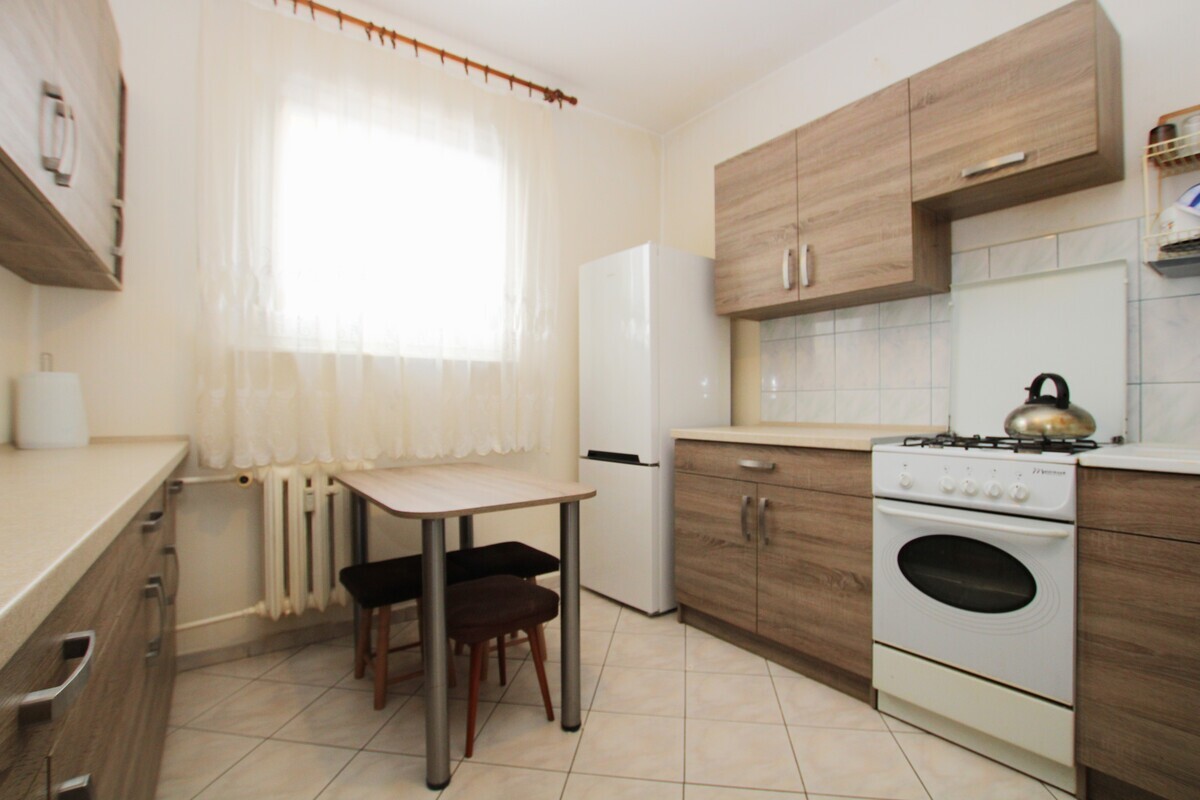 Elbląg NIERUCHOMOŚCI ANNA KRASZEWSKA&nbsp; 2-pokojowe mieszkanie 47,70 m&sup2; z dużym balkonem&nbsp; &nbsp; ul.