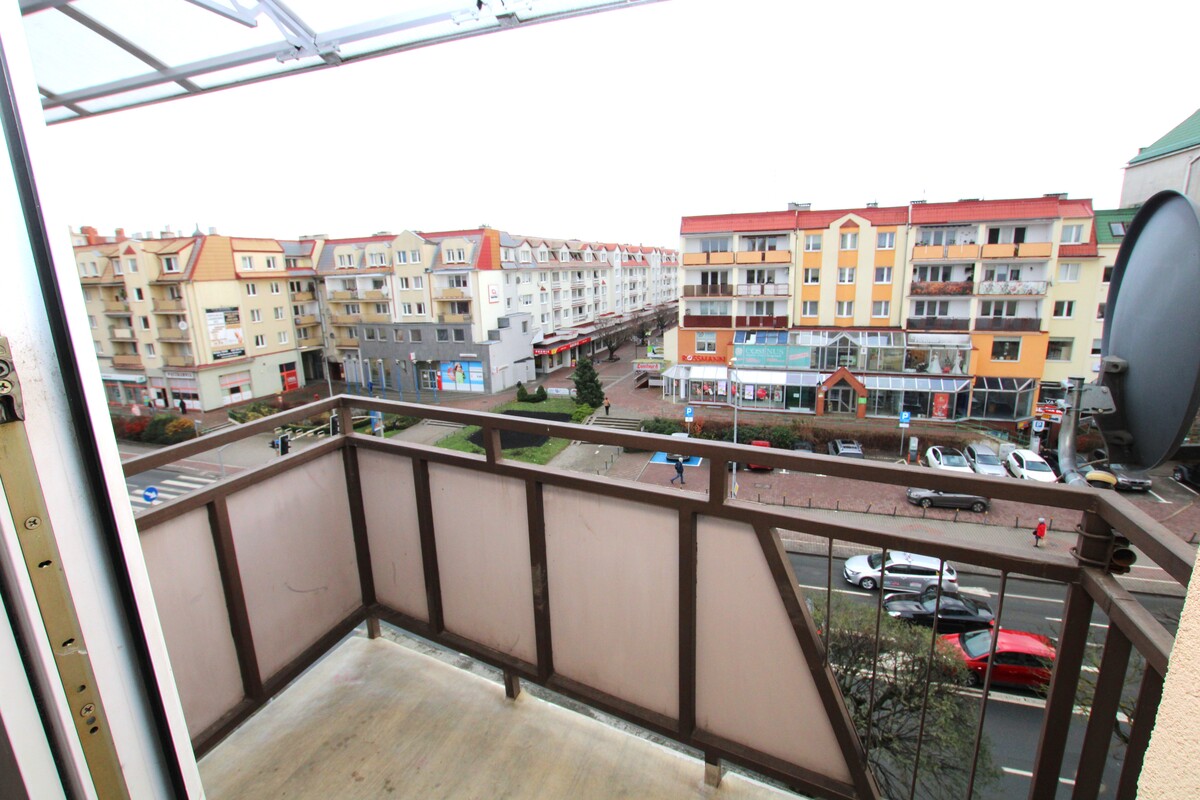 Elbląg NIERUCHOMOŚCI ANNA KRASZEWSKA Mieszkanie dwupokojowe w centrum miasta ul. Hetmańska