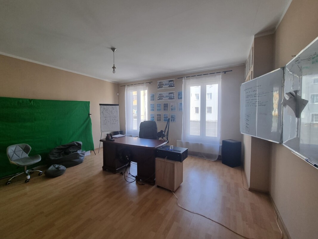 Elbląg AS NIERUCHOMOŚCI POLECALOKAL UŻYTKOWY Elbląg, ul. Grunwaldzka* 70 mkw parter+ 30 mkw biuro na