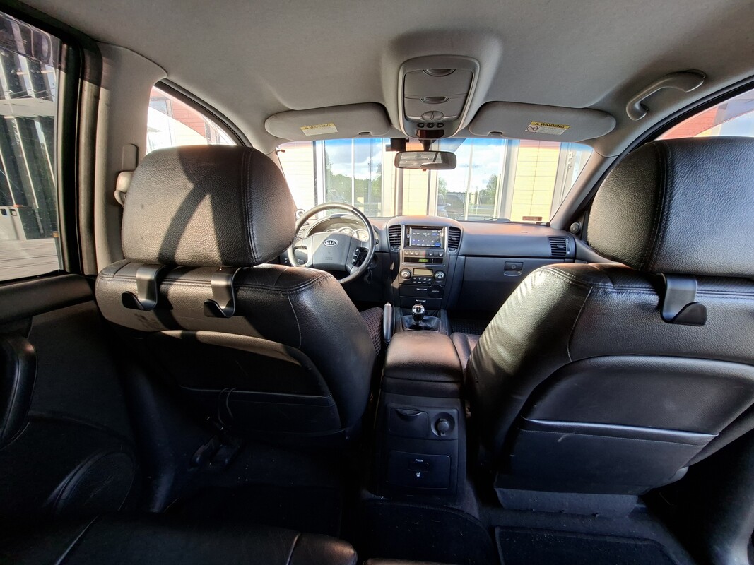 Elbląg Kia Sorento 2.5 CRDi 170KM, czarny SUV, ważne opłaty, w ciągłym użyciu