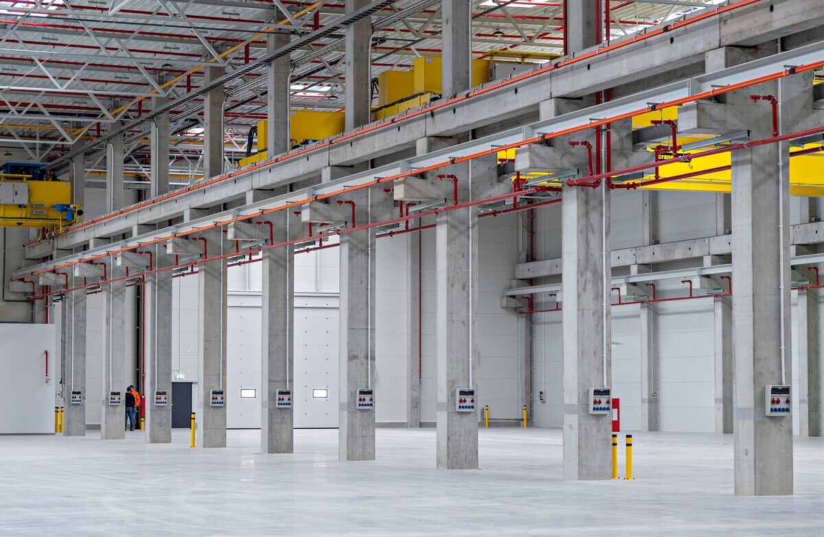 Elbląg Wynajmij nowoczesną halę produkcyjno-magazynową w Centrum Produkcyjno-Logistycznym Dobra Novina I