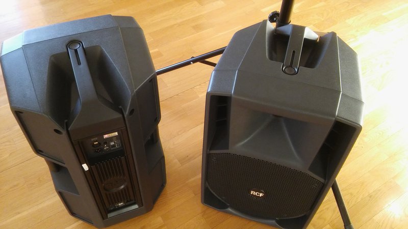 Elbląg DJGramy oferuje:Profesjonalną oprawę muzyczną imprez(nagłośnienie, DJ-a, lasery, światła)Zapewniam dobrej