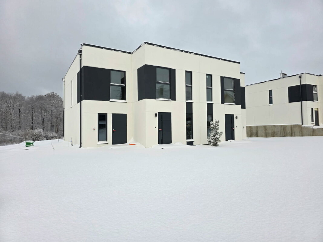 Elbląg 🏡 NOWOCZESNY DOM W ZABUDOWIE DWULOKALOWEJ – ELBLĄG, UL. IWASZKIEWICZA | 134 m² | STAN